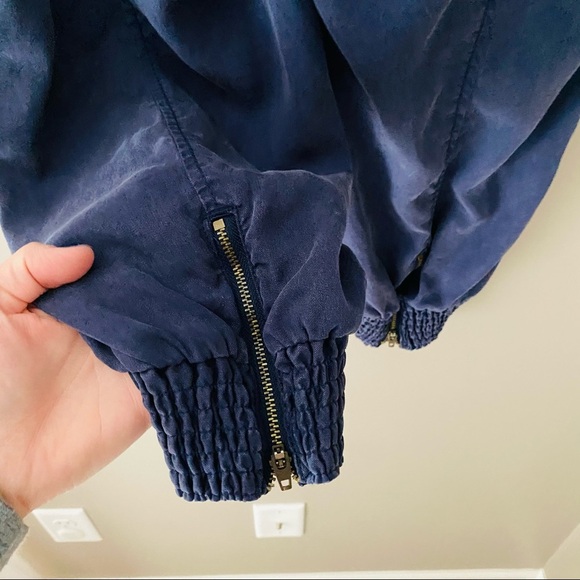 Athleta Crop Jogger Pants Navy Sz 4 - Picture 7 of 12